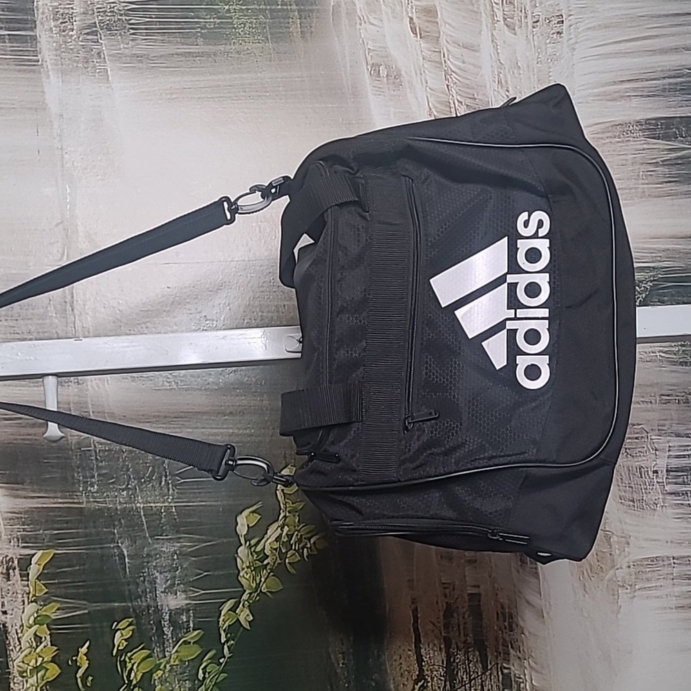 🏆Host Pick! New! Adidas black sporty duffle oversized travel bag